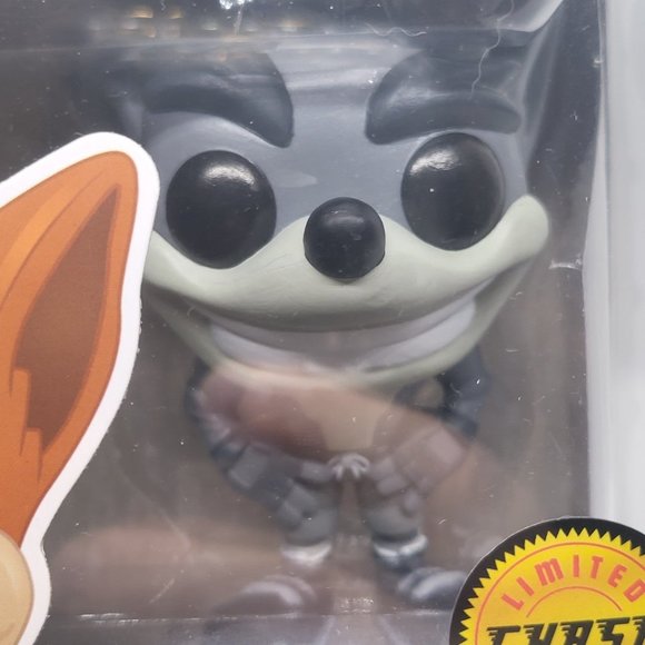 Crash Bandicoot Crash Bandicoot (Black & White) Chase Funko Pop - Picture 7 of 10